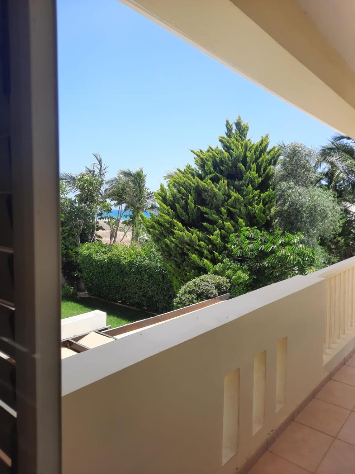 Villa Larnaca Bay Resort オロクリニ エクステリア 写真
